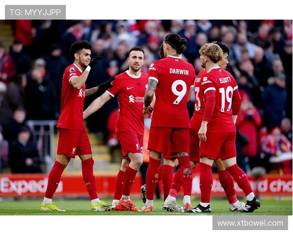 利物浦主场迎战亚特兰大期待精彩对决两队实力较量引发球迷热情