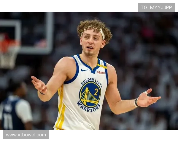 勇士与热火激战正酣现场直播全程回顾精彩瞬间与赛场分析